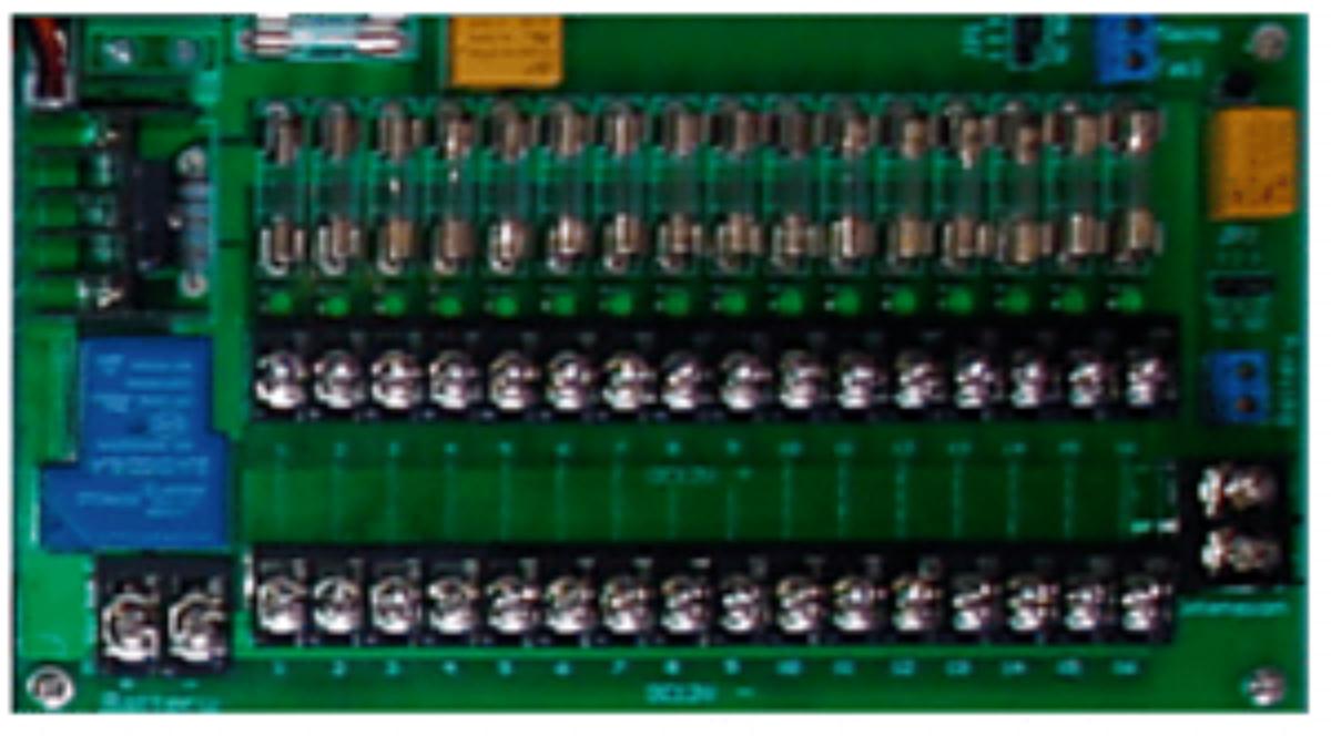 DC 16 FUSED OUTPUTS W/1.2A CHARGER